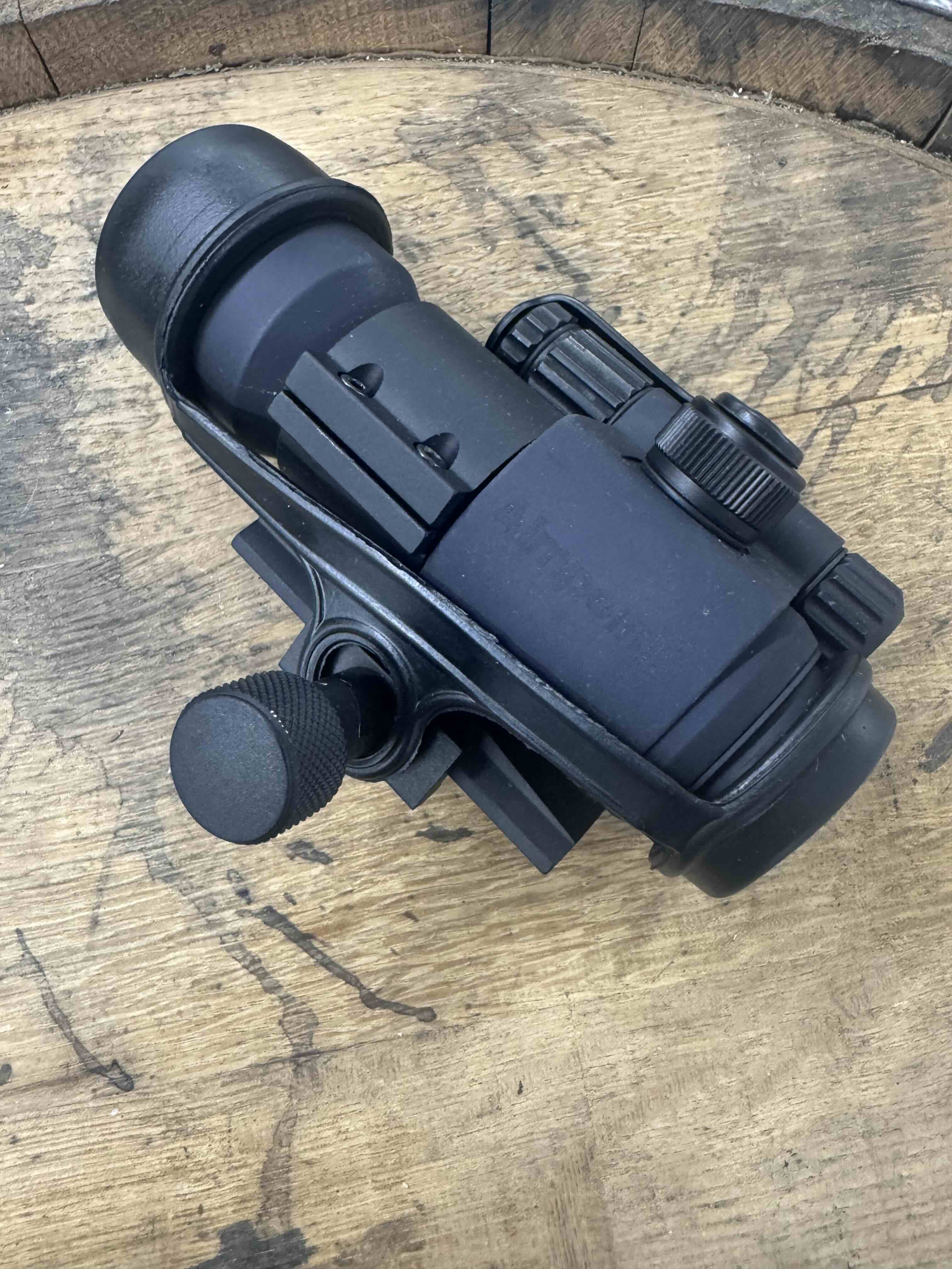Aimpoint COMPM2  (GRADE A)