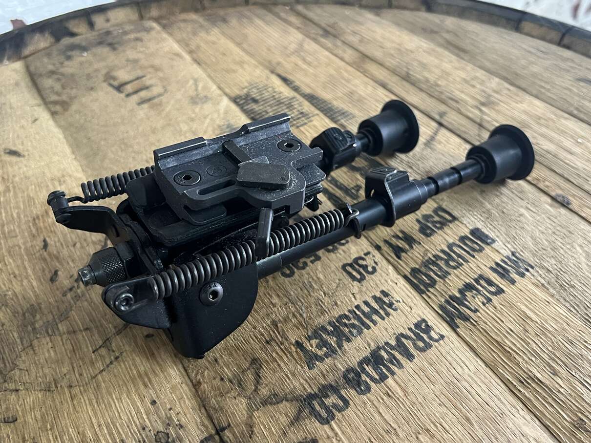HARRIS BIPOD 6-9 (LEG NOTCH) ROTATE S-BRM W A.R.M.S MOUNT