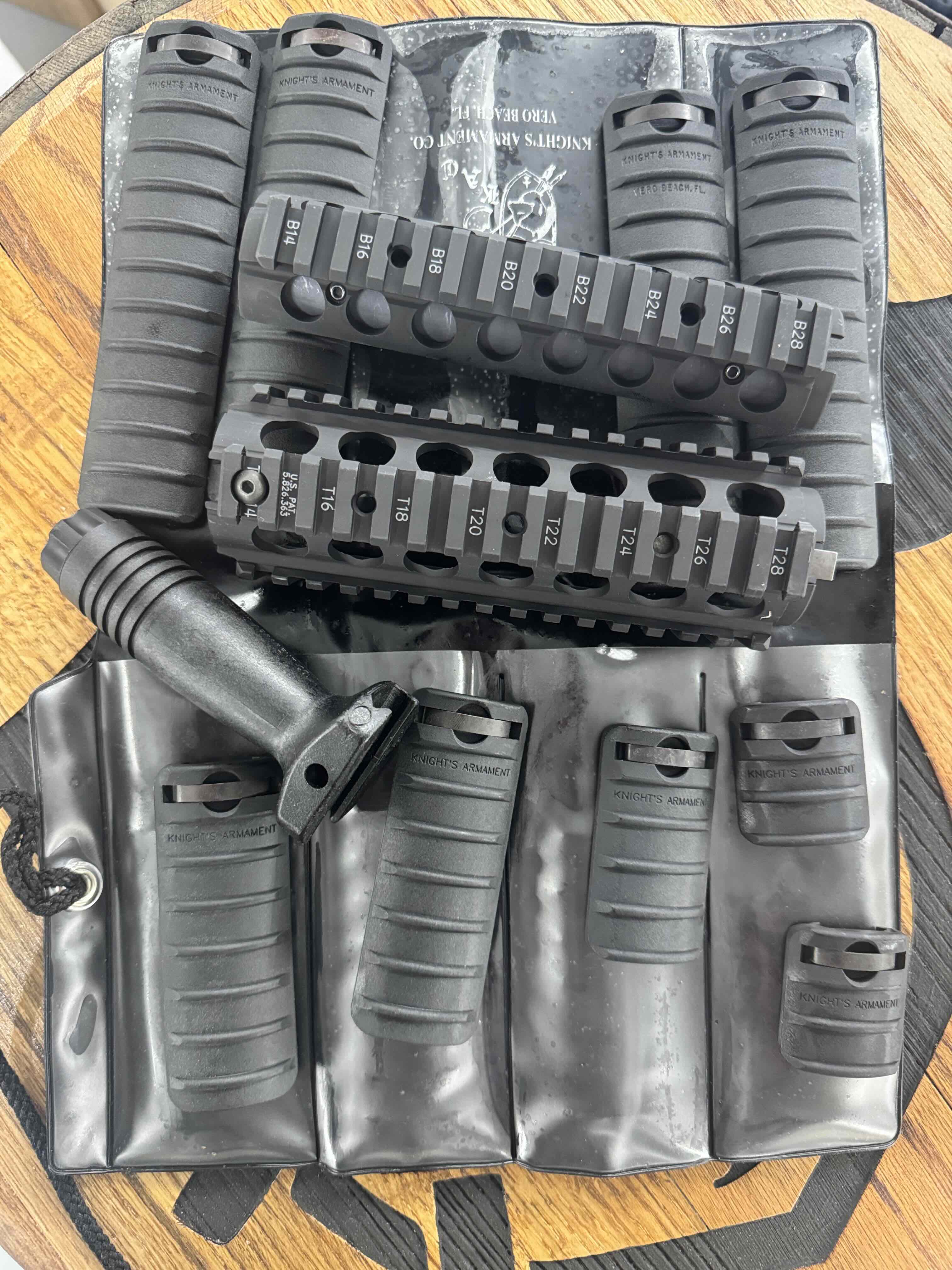 Knight's Armament M4 RAS NEW OLD STOCK
