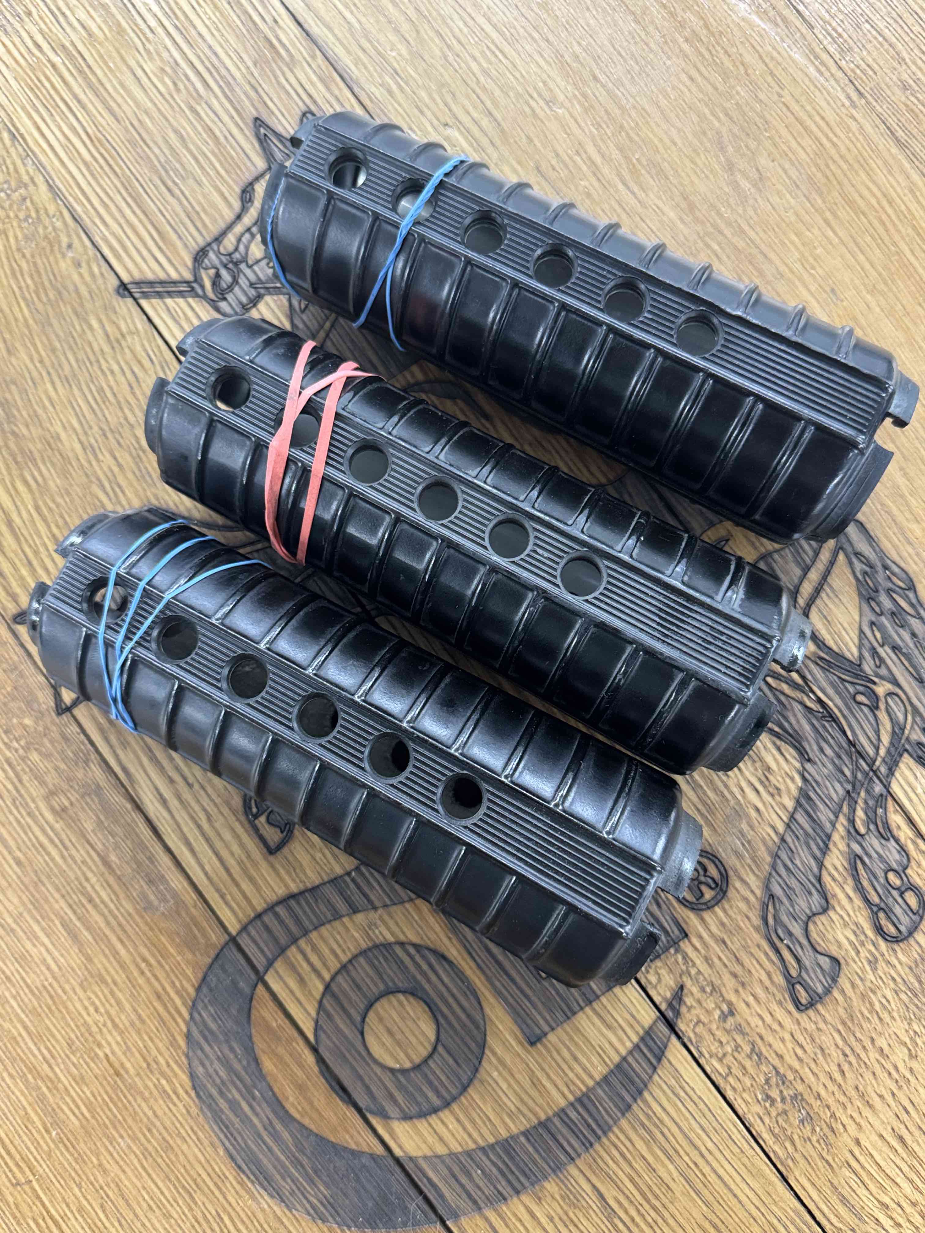 COLT CAR15 HANDGUARD BLK (6 Hole) (ORIGINAL SURPLUS)