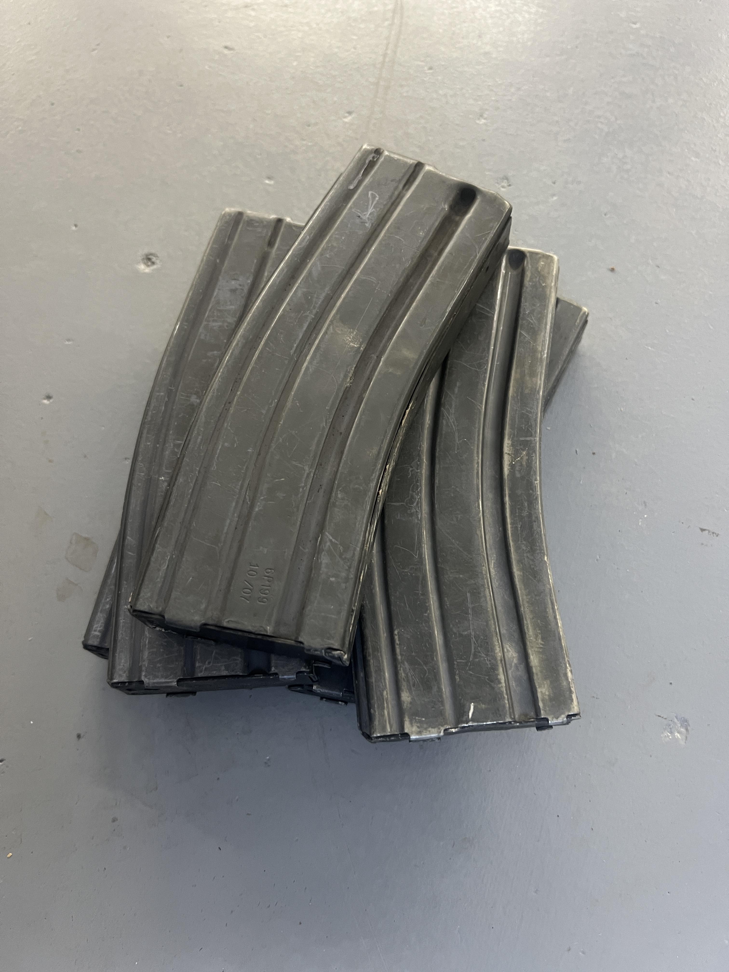 5 Used MIL/USGI Gray Magazines with Green Follower 30 RD