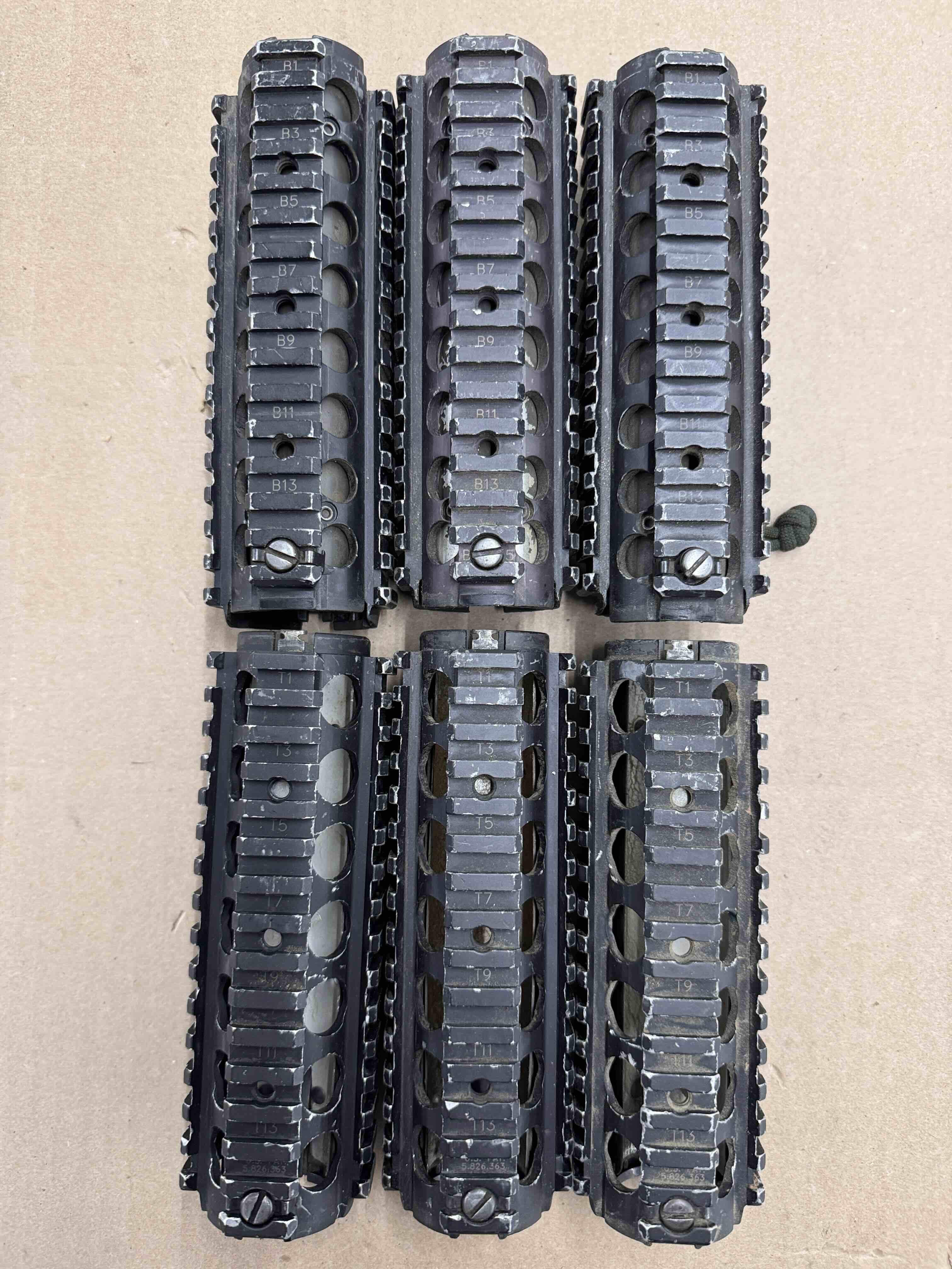 Knight's Armament M4 RAS Canadian (top and bottom screw)