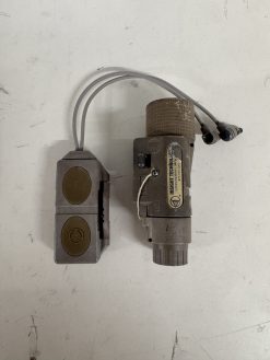 Insight M3X Tactical Illuminator FDE (SU-233/PVS) and Switch